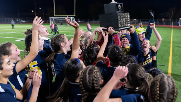 WIAA Class 4A and 3A girls soccer finals 2022 - Skyline vs. Issaquah and Bellevue vs. Roosevelt